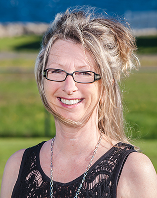 Linda Desjardins